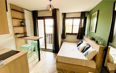Studio - 15 m² - 1 pièce