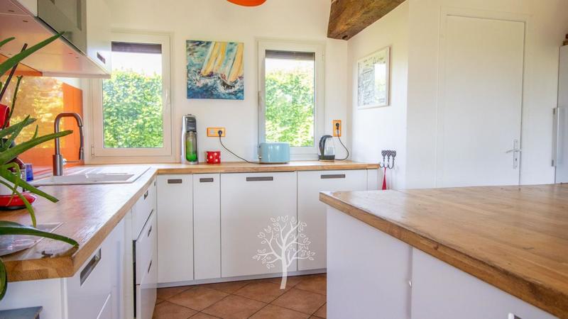 Maison - 240 m² - 6 pièces