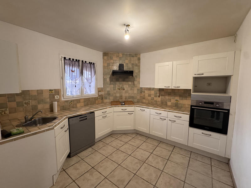 Maison - 92 m² - 4 pièces