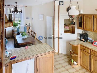 Maison - 170 m² - 8 pièces