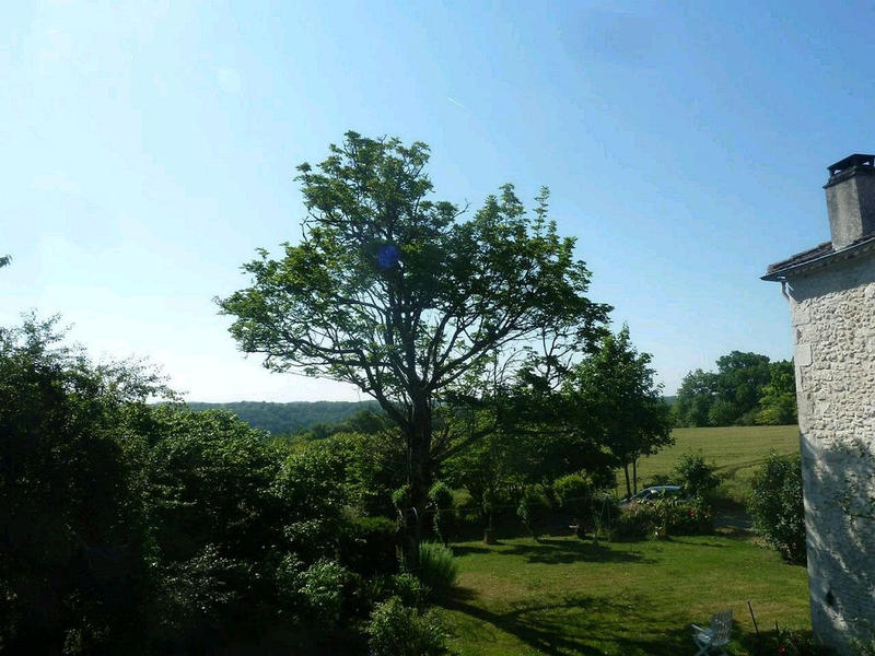 Maison - 275 m² - 13 pièces