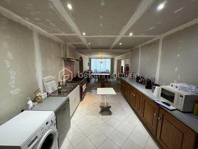 Maison - 126 m² - 5 pièces