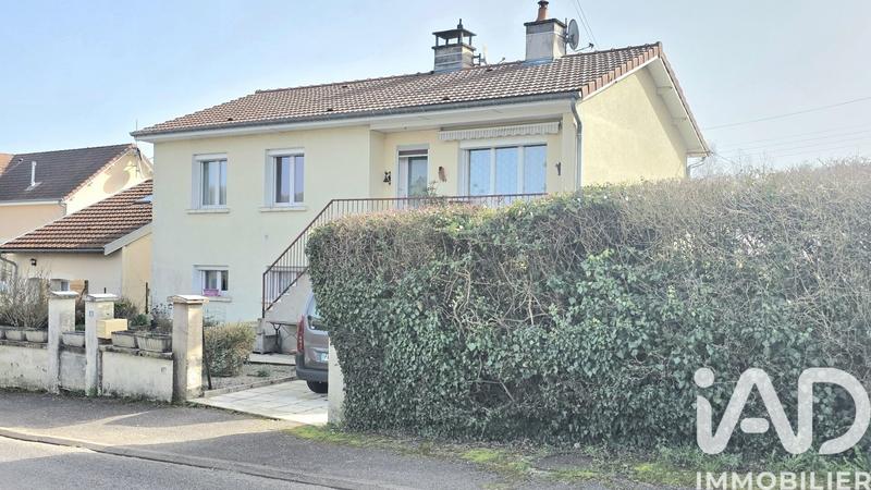 Maison - 137 m² - 5 pièces