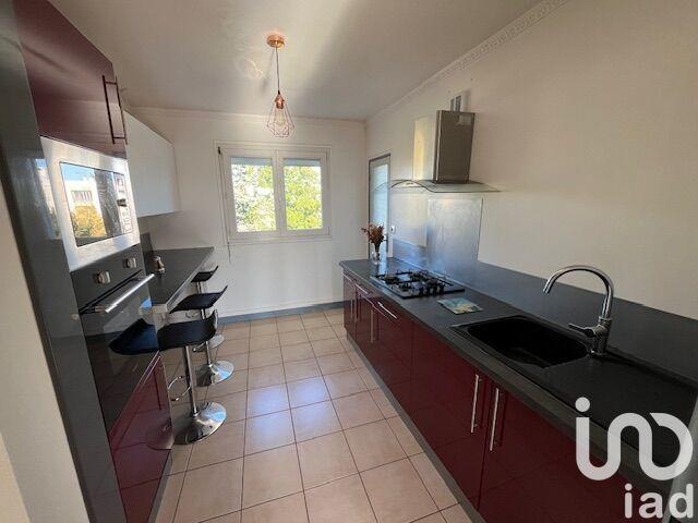 Appartement - 83 m² - 5 pièces