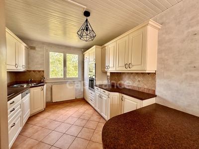 Maison - 120 m² - 7 pièces