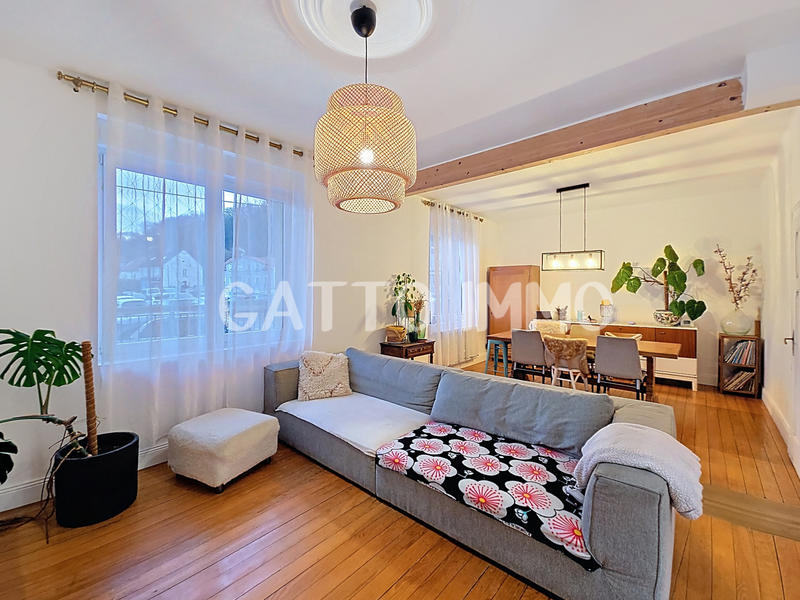 Maison - 140 m² - 5 pièces