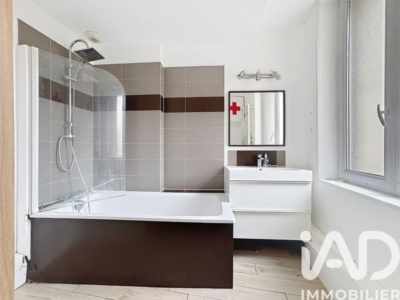 Maison - 143 m² - 6 pièces