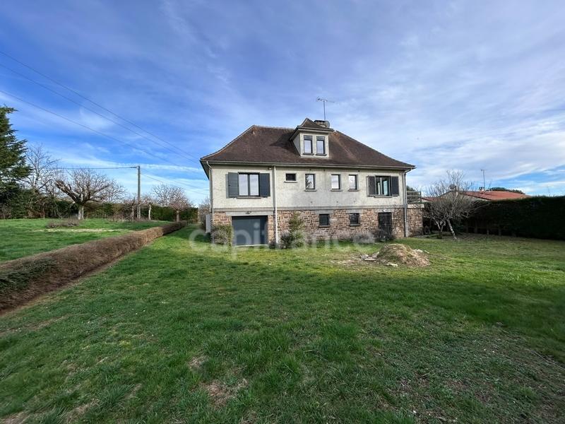 Maison - 212 m² - 5 pièces