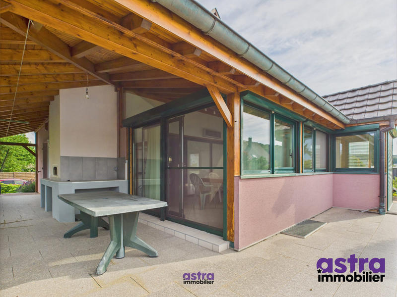 Maison - 152 m² - 6 pièces