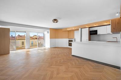 Appartement - 128 m² - 4 pièces