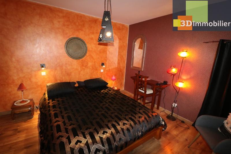 Local commercial - 250 m² - 8 pièces