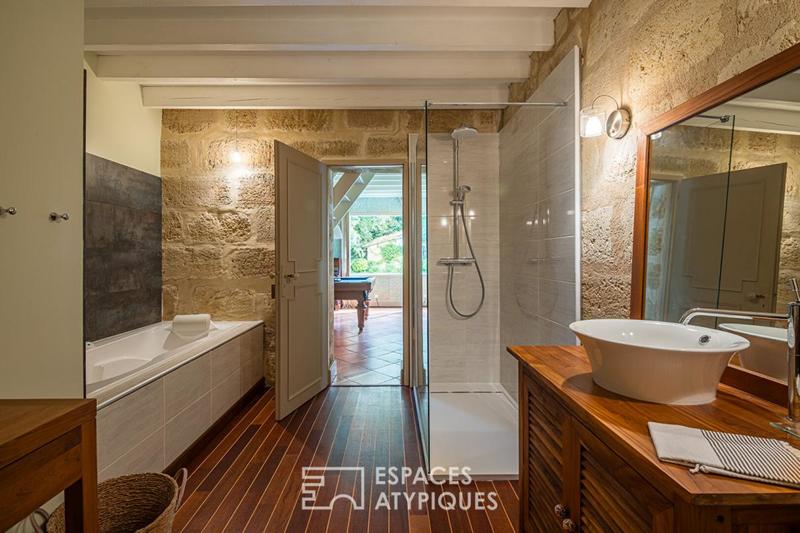 Maison en pierre - 315 m² - 7 pièces