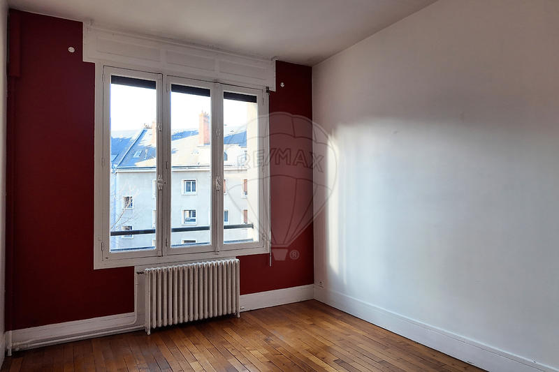 Appartement - 82 m² - 3 pièces