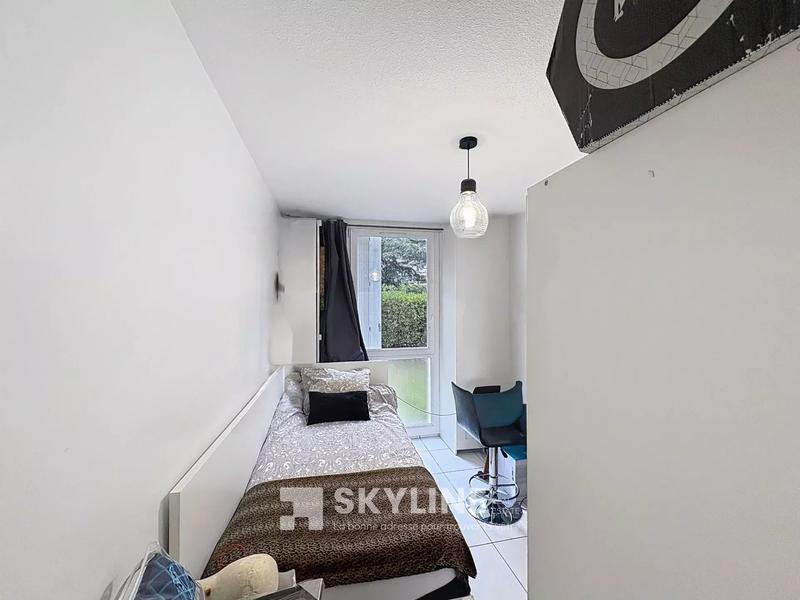 Appartement - 81 m² - 4 pièces