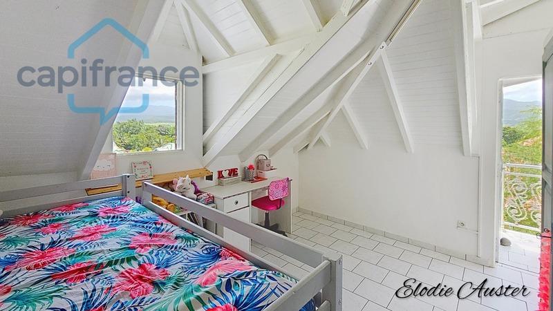 Villa - 226 m² - 8 pièces