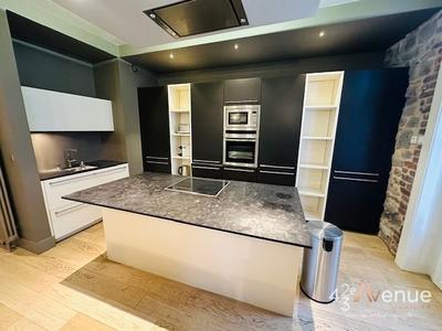 Appartement - 91 m² - 4 pièces