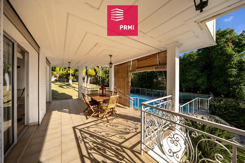 Maison - 258 m² - 6 pièces