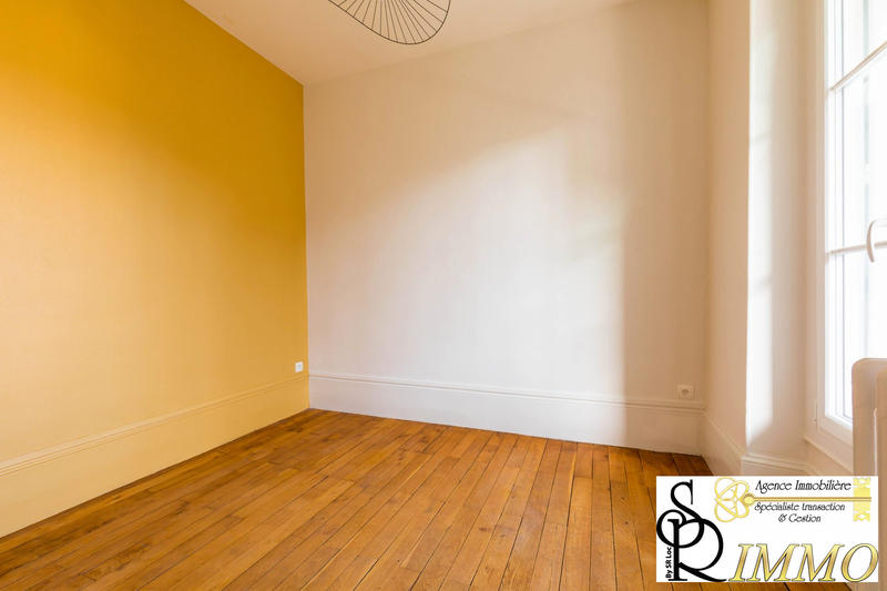 Appartement - 82 m² - 4 pièces