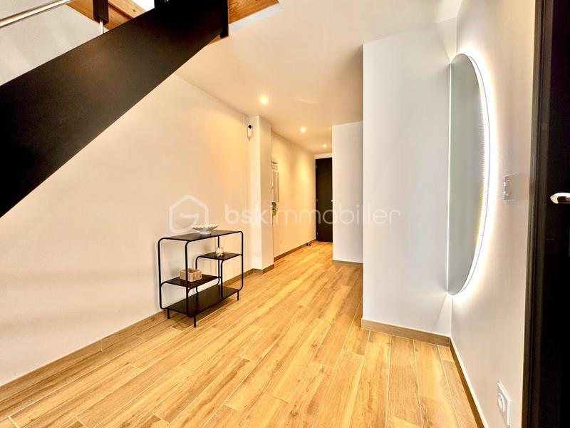 Duplex - 97 m² - 4 pièces