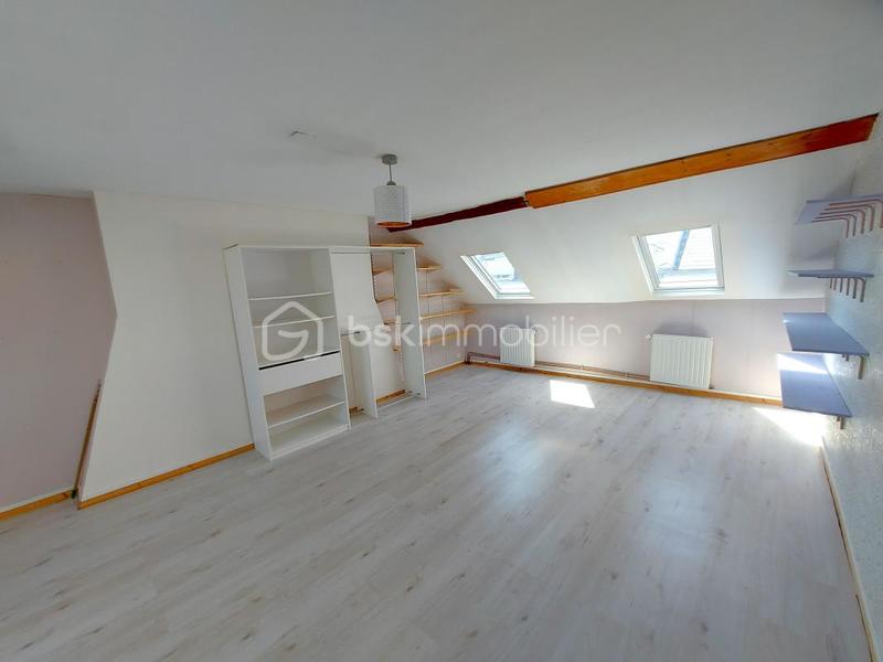 Maison jumelée - 94 m² - 4 pièces