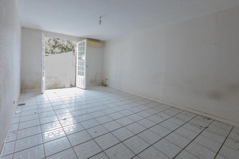 Villa - 240 m² - 8 pièces