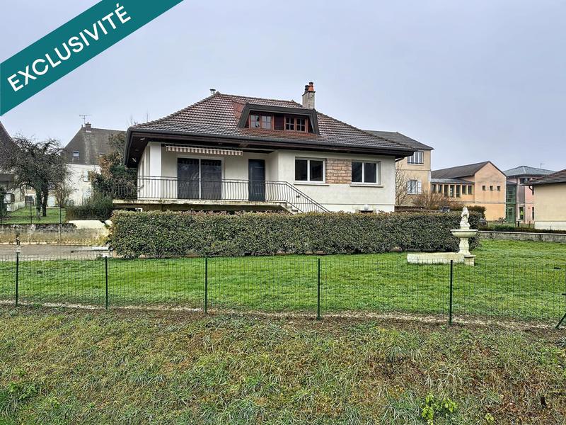 Maison - 230 m² - 7 pièces