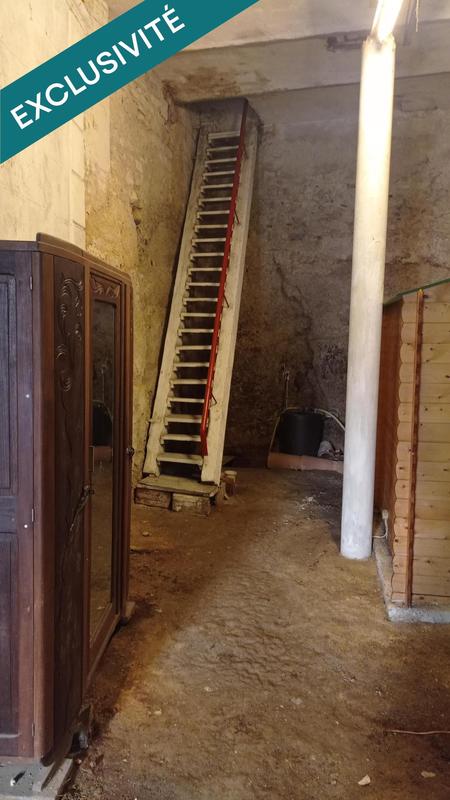 Maison - 280 m² - 9 pièces