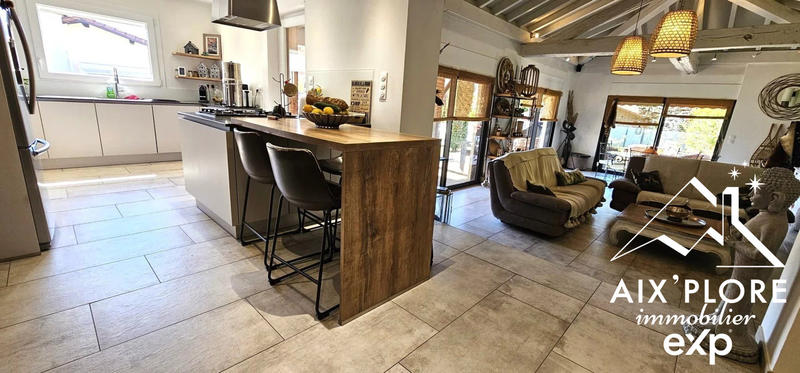 Maison - 175 m² - 5 pièces