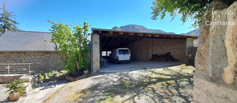 Maison de village - 200 m² - 8 pièces