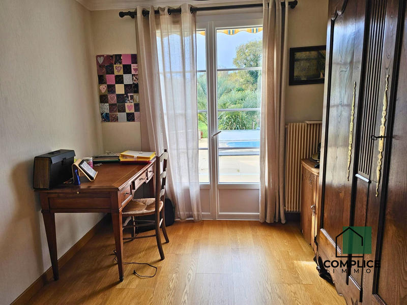 Maison traditionnelle - 152 m² - 5 pièces