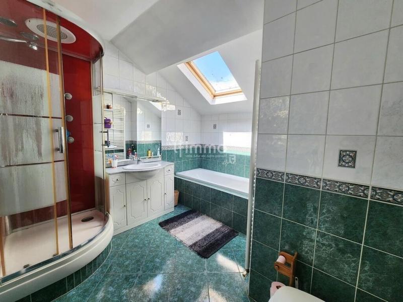 Maison - 127 m² - 6 pièces