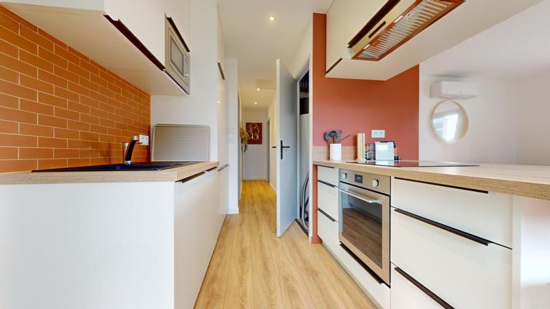 Maison - 91 m² - 7 pièces