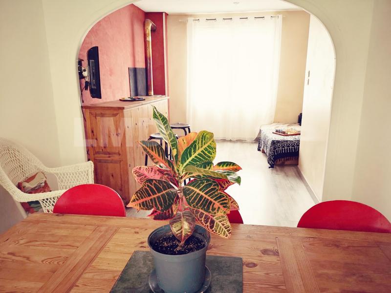 Maison - 90 m² - 5 pièces