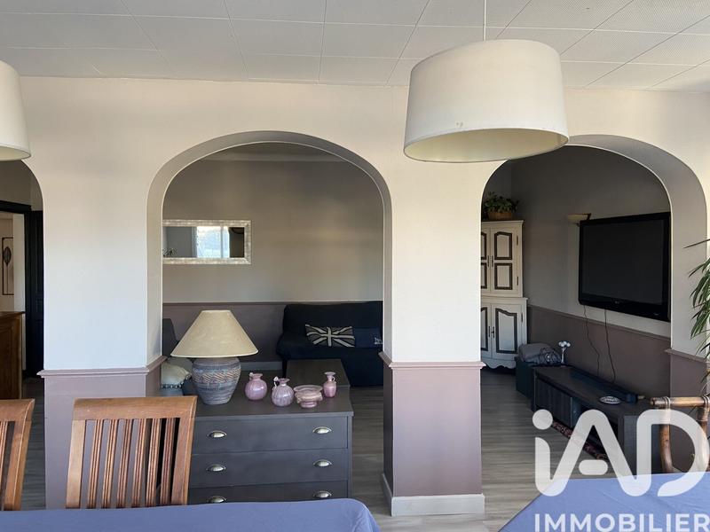 Maison - 200 m² - 8 pièces