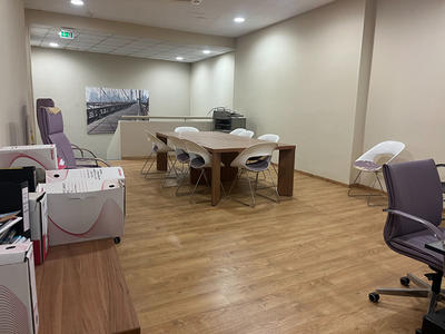 Local commercial - 150 m²