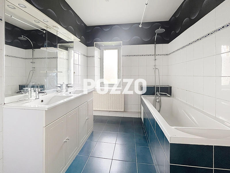 Maison - 175 m² - 6 pièces