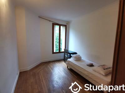 Chambre - 10 m² - 1 pièce