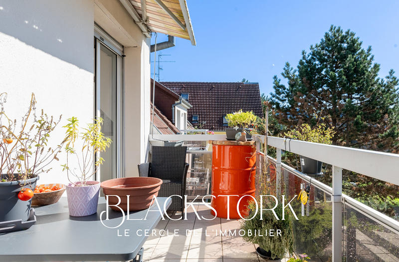 Appartement - 94 m² - 4 pièces