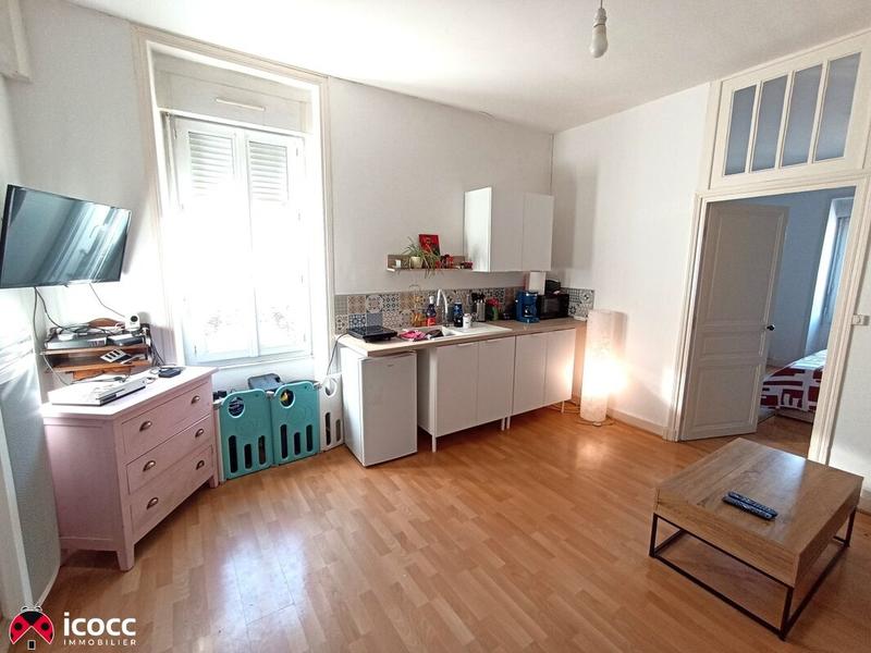 Immeuble - 75 m² - 4 pièces