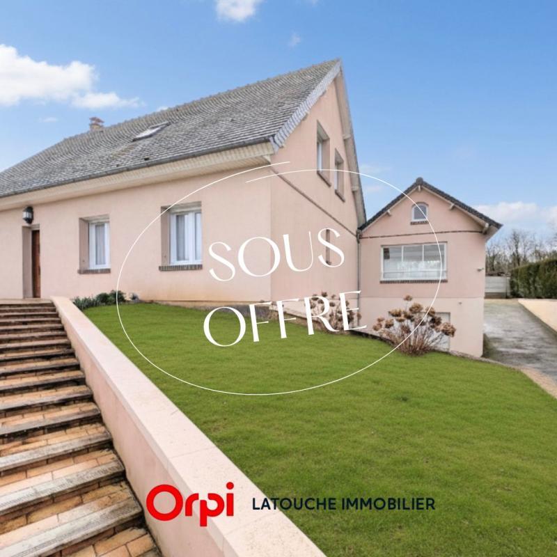 Maison - 208 m² - 8 pièces