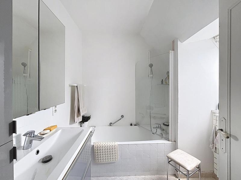 Maison - 189 m² - 7 pièces