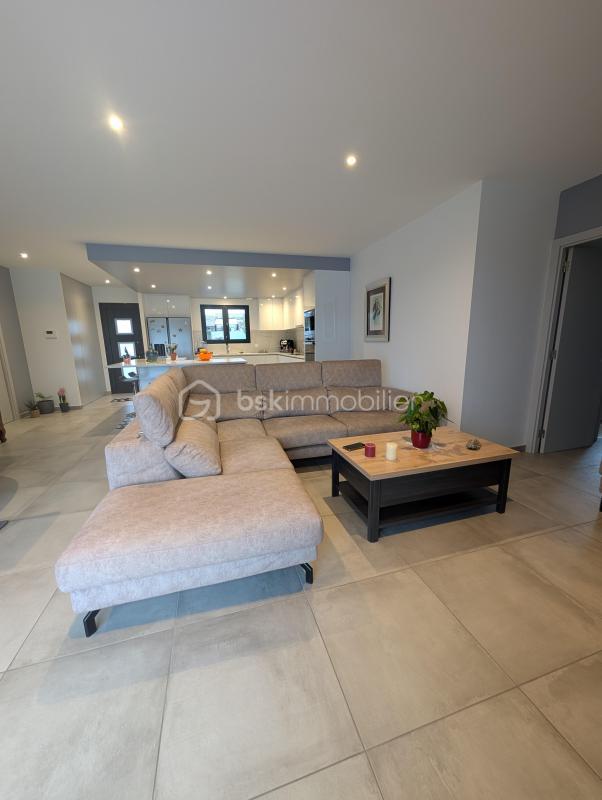 Maison - 107 m² - 4 pièces