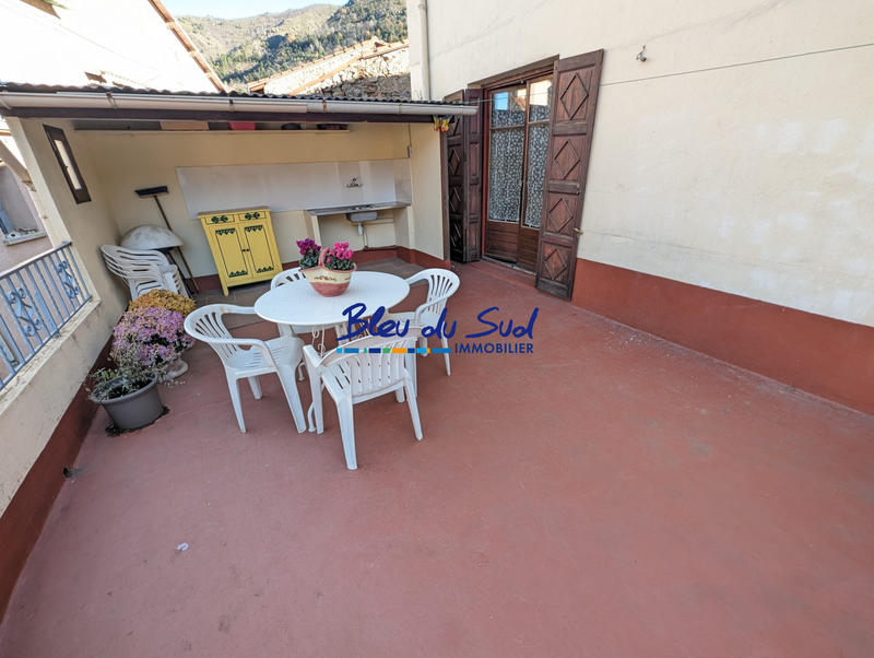 Maison - 96 m² - 5 pièces