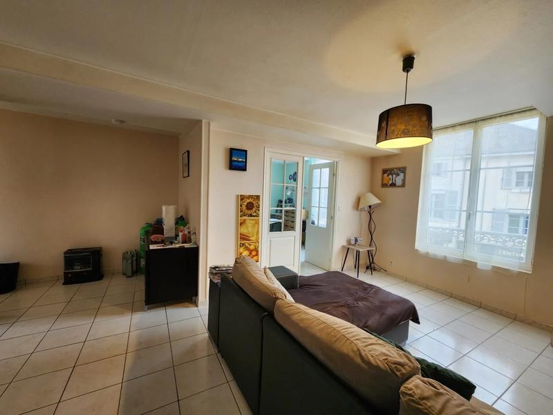 Immeuble mixte - 195 m²