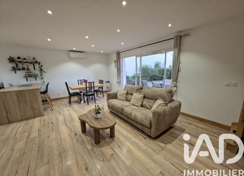 Maison - 82 m² - 4 pièces