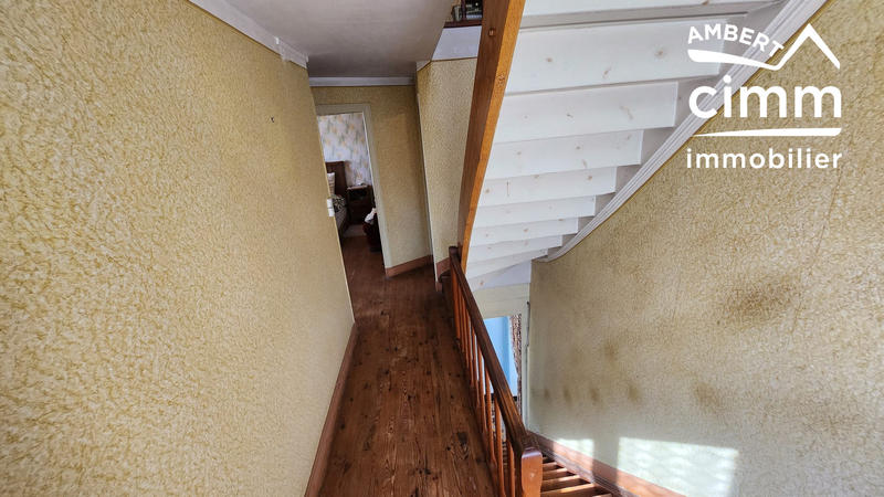 Maison - 102 m² - 6 pièces