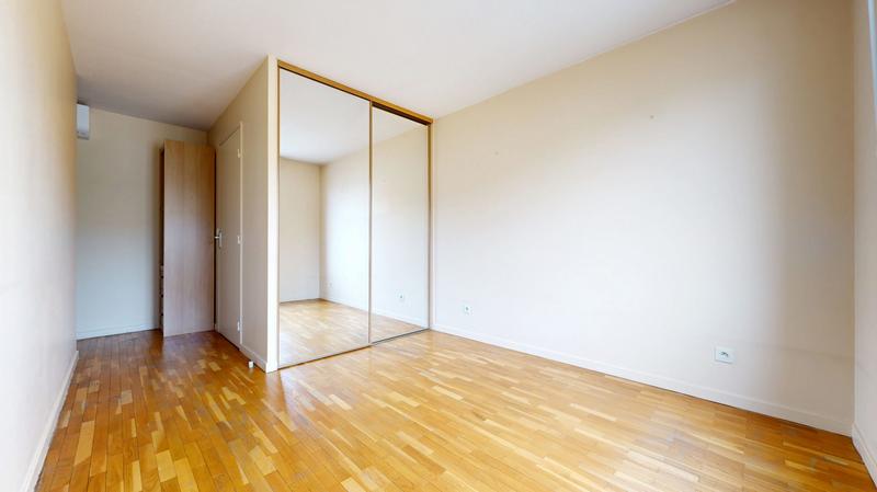 Appartement - 94 m² - 4 pièces