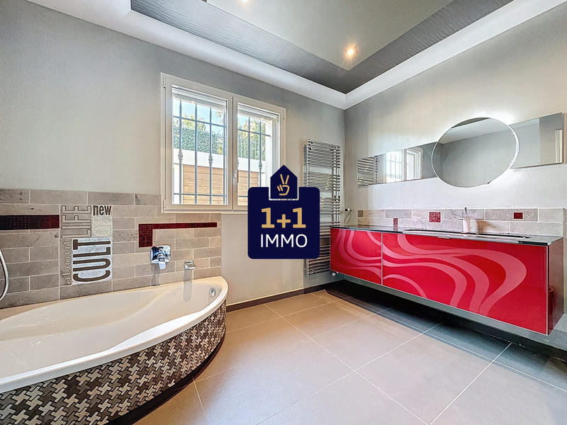 Villa - 197 m² - 4 pièces