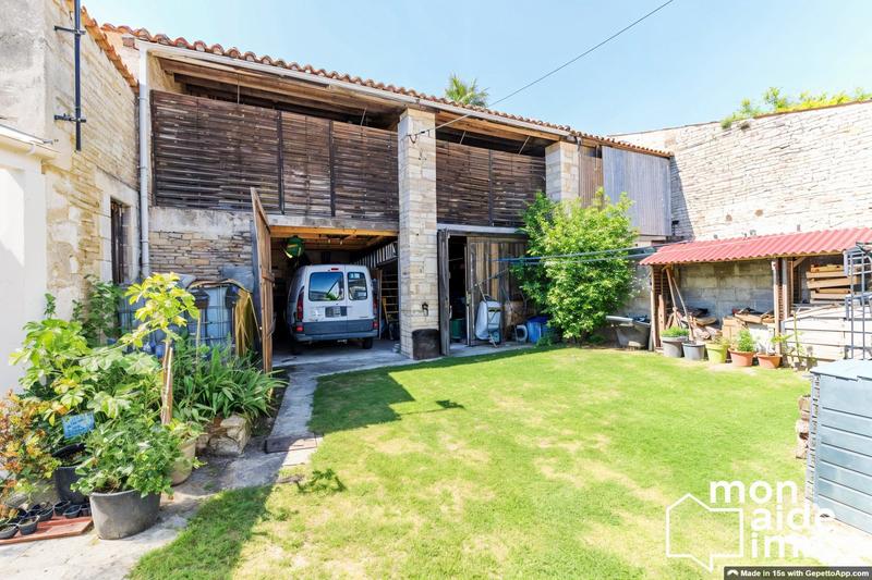 Maison traditionnelle - 135 m² - 5 pièces