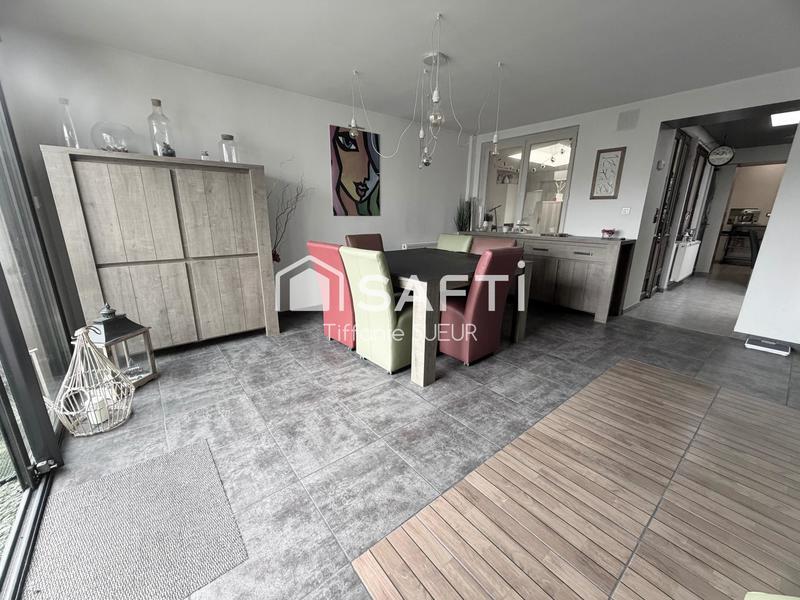 Maison - 149 m² - 8 pièces